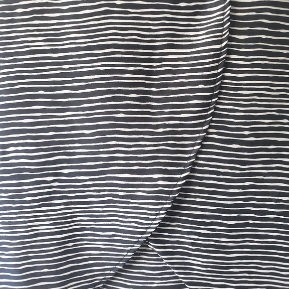 Top - Picture 4 of 5